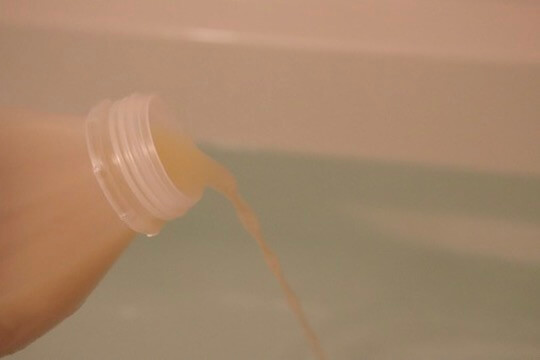 「つるぽか特濃」入浴剤をレビュー｜自宅で簡単酵素風呂ができておすすめ！成分や口コミ・効果・評判・感想・特徴は？